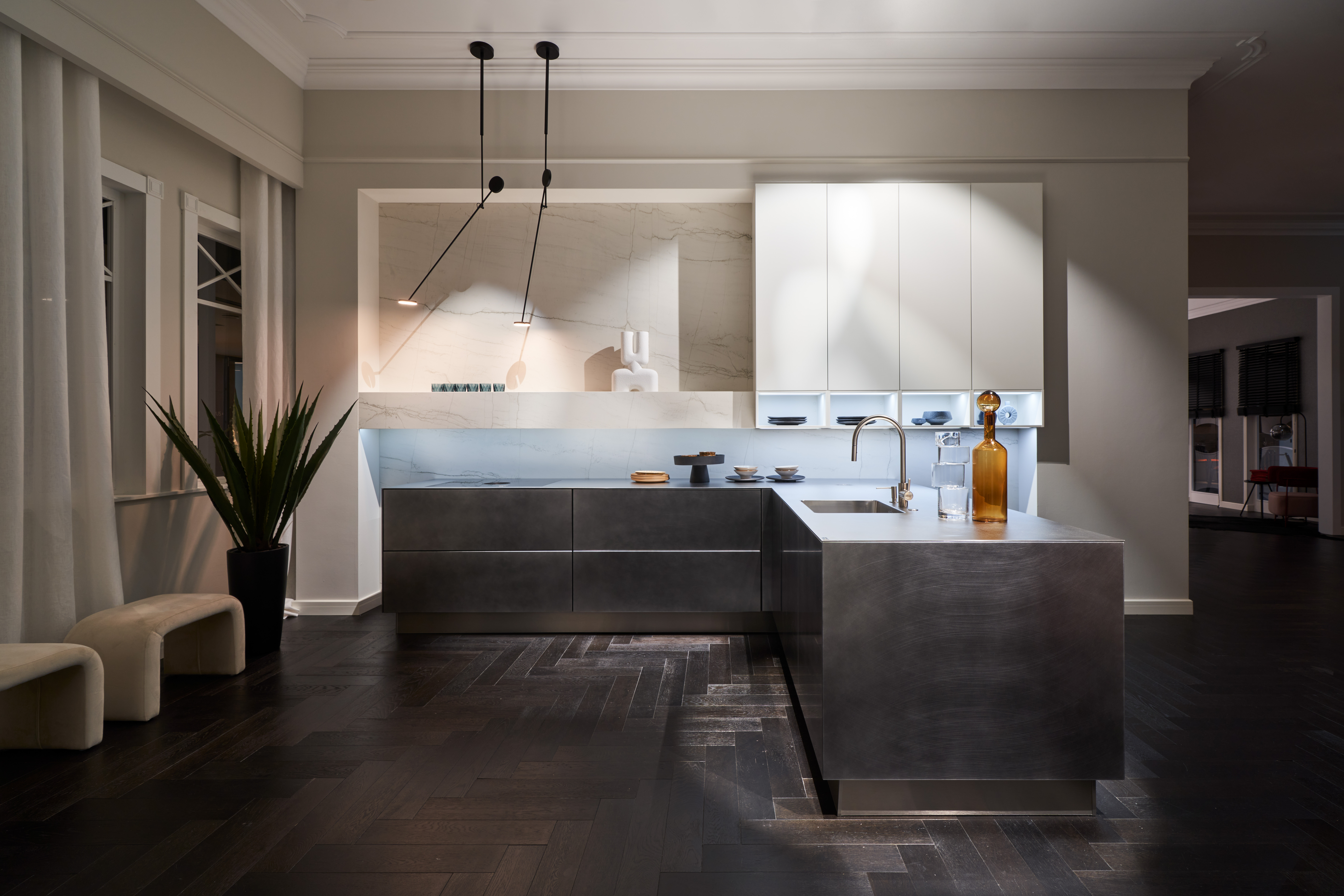 AV 7070 Industriestahl  AV 6000 NCS S 7010-R90B