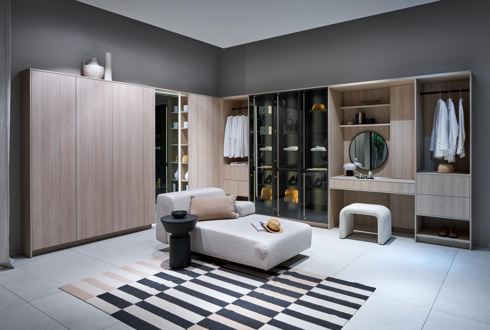 MONTREAL Feineiche-hell